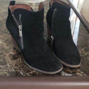 Lucky Brand Black Suede shoes